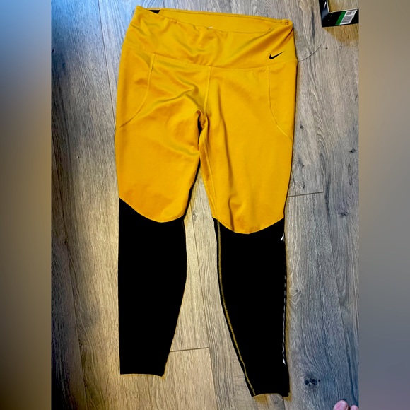 NWT Nike dry fit Mustard yellow leggings - Picture 1 of 6